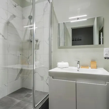 Le Croix-roussien Cute 1 Bedroom Fully Equipped Διαμέρισμα