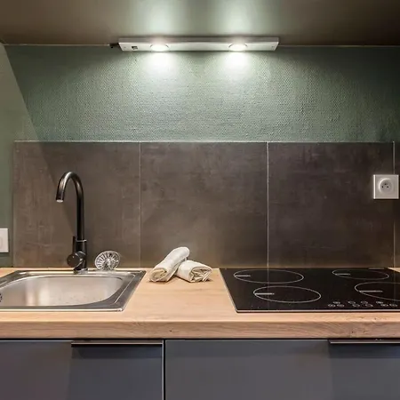 Le Croix-roussien Cute 1 Bedroom Fully Equipped Διαμέρισμα *
