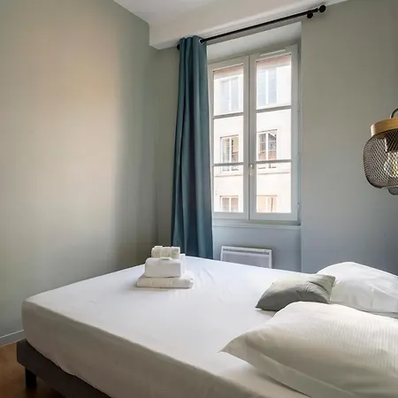 Le Croix-roussien Cute 1 Bedroom Fully Equipped *
